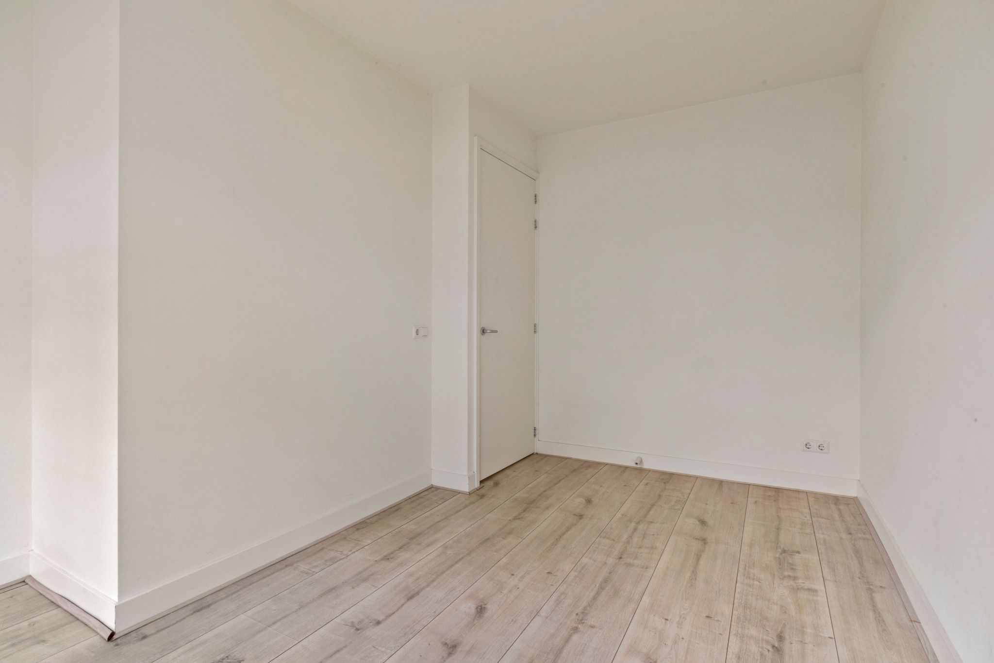 Photo 21 of Newtonstraat 79-2
