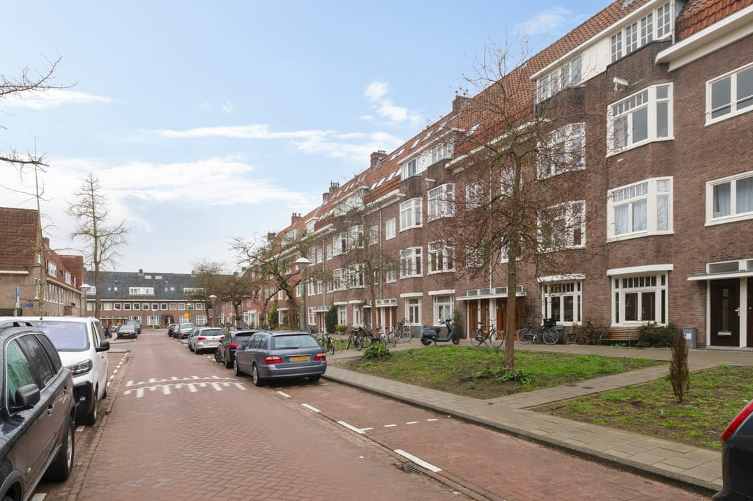 Photo 28 of Newtonstraat 79-2