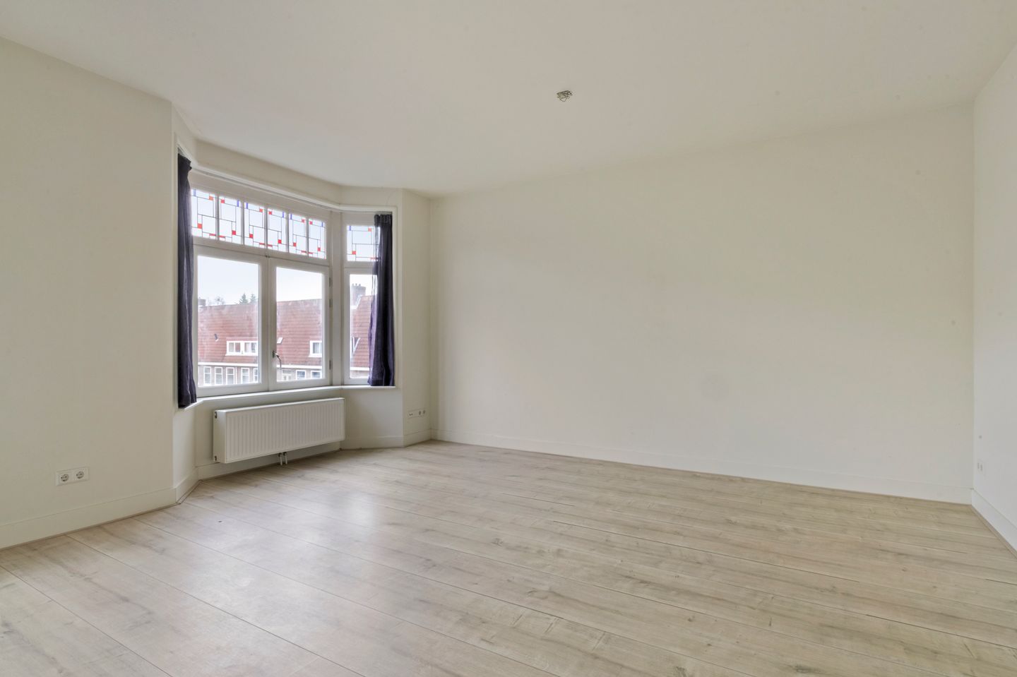 Photo 10 of Newtonstraat 79-2