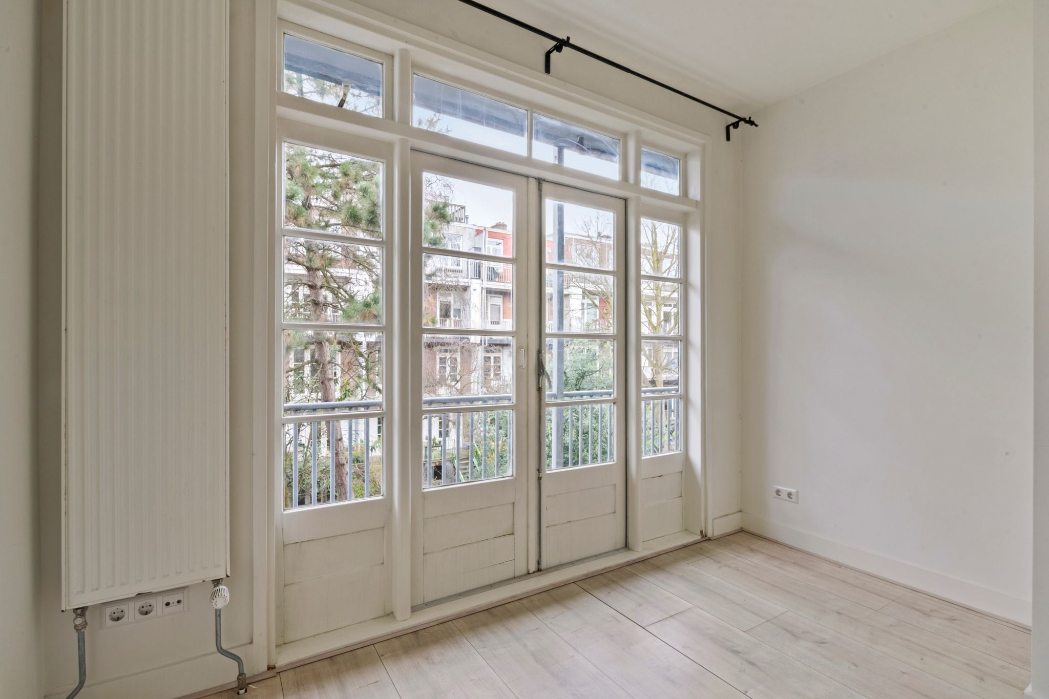 Photo 18 of Newtonstraat 79-2