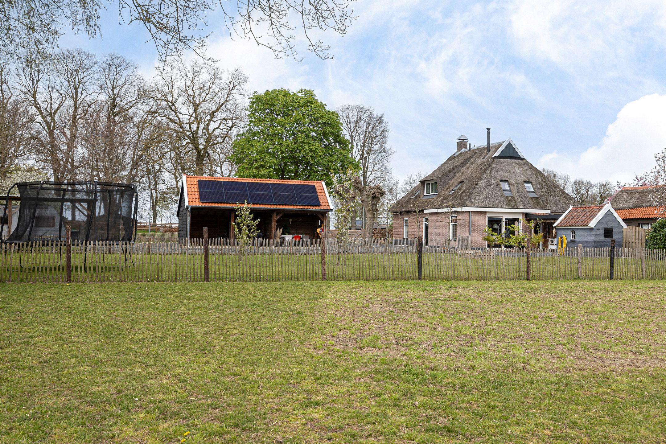 Photo 36 of Emmerhoutstraat 157