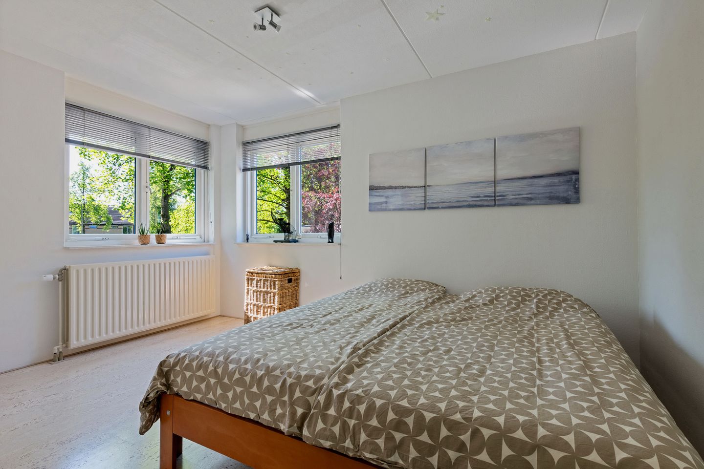 Ruime gezinswoning met 23 meter diepe tuin, garage en dakterras in Zielhorst — 20