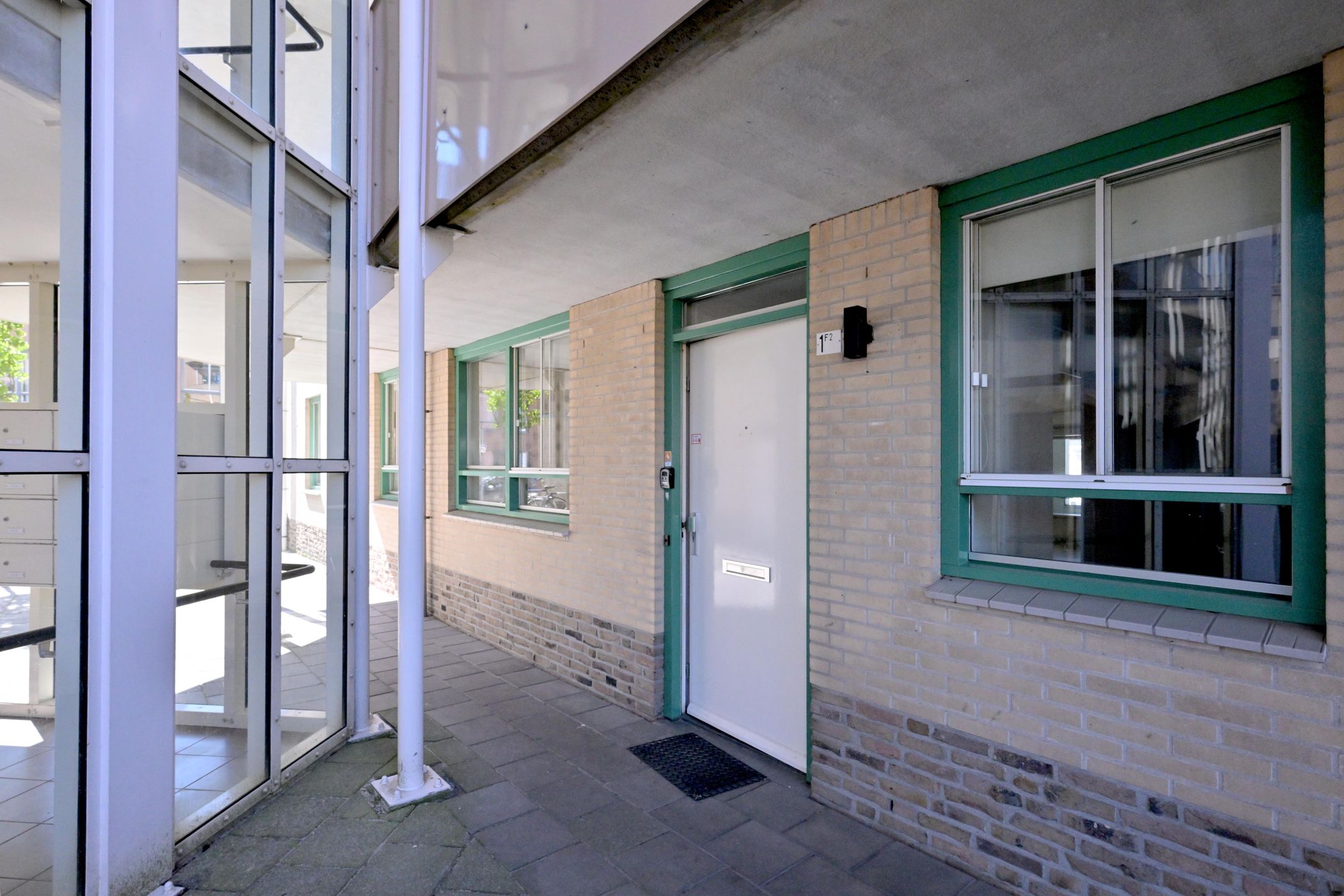 Photo 9 of Schoolstraat 1-F2