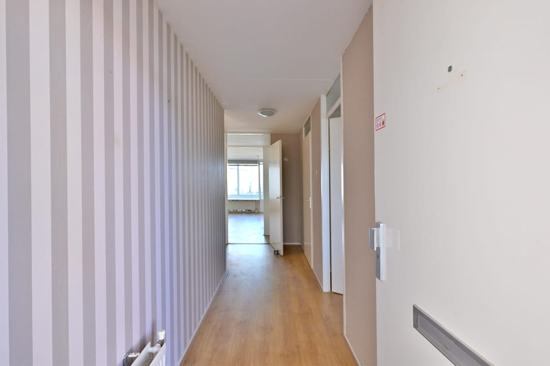Photo 11 of Schoolstraat 1-F2