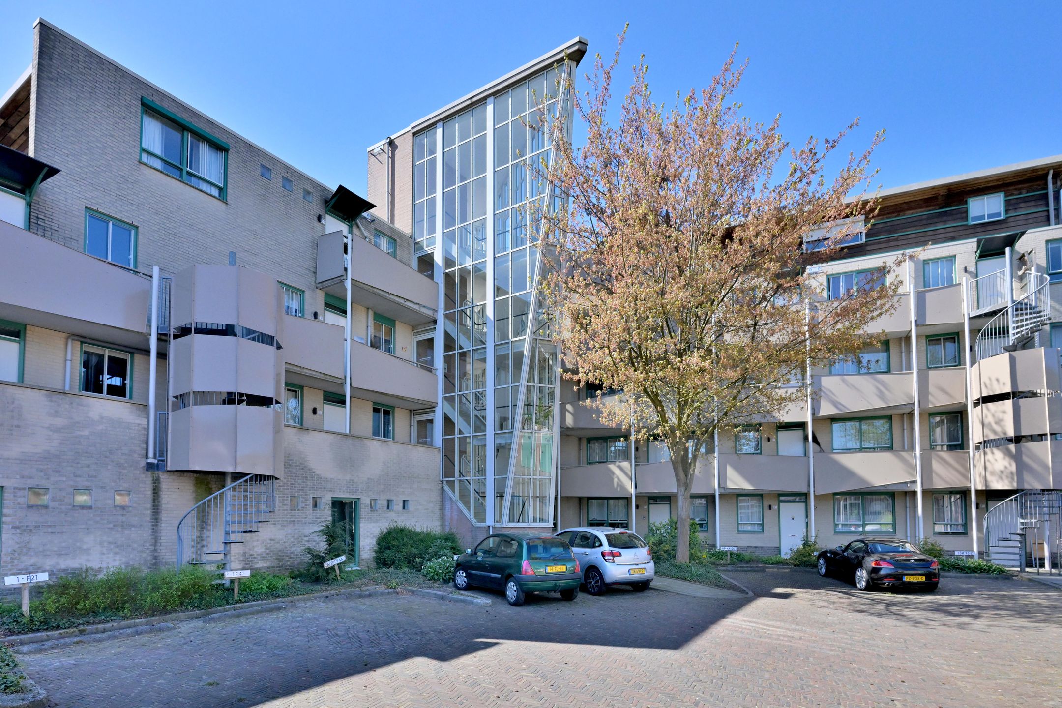 Photo 30 of Schoolstraat 1-F2