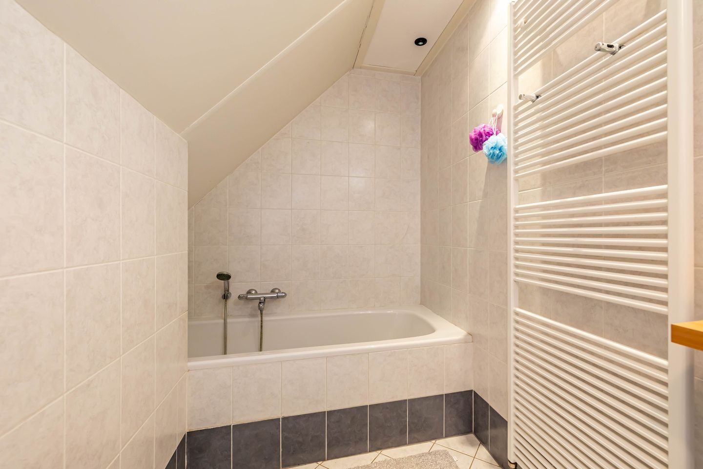 Foto 79 van Engelberterweg 58