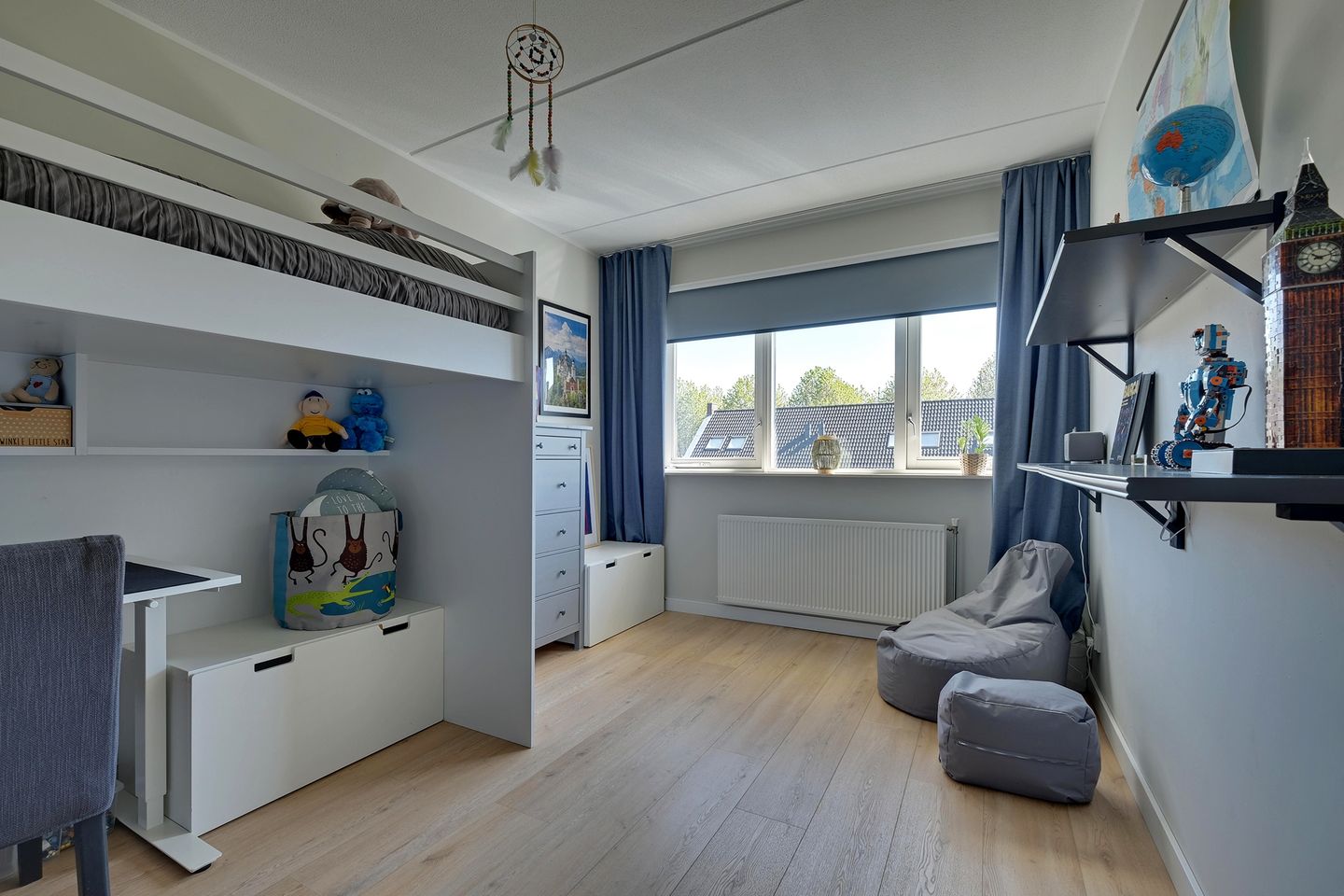 Ideal Family Home with 4 Bedrooms and Sunny South-Facing Garden — 20