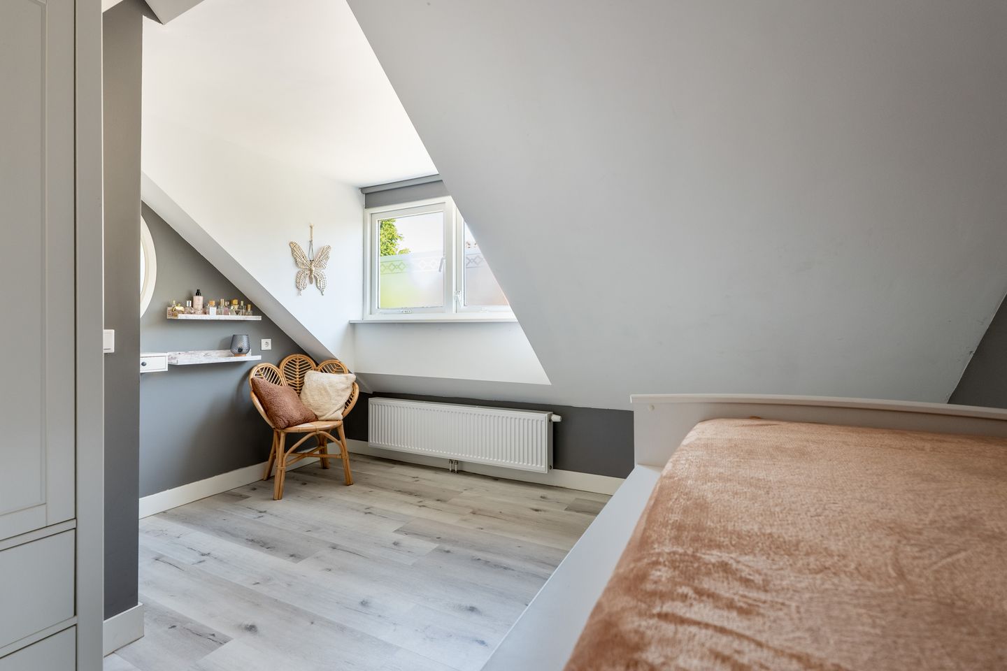 Photo 40 of Stationsweg Oost 235