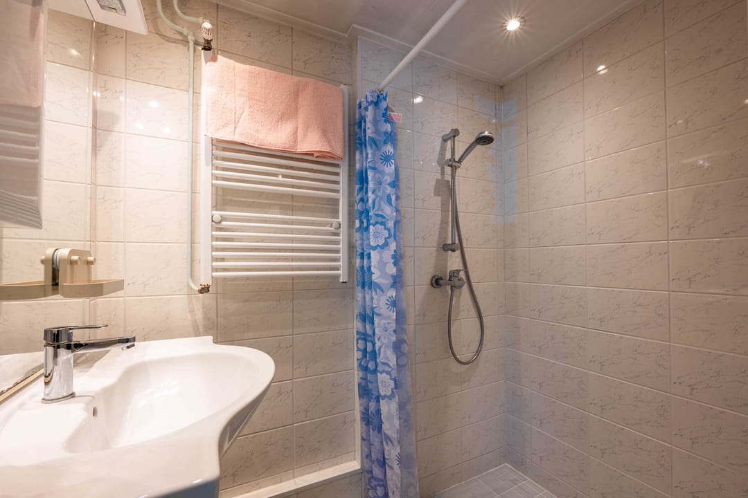 Charming detached home with near park-like garden near the Waal river in Dreumel — 23