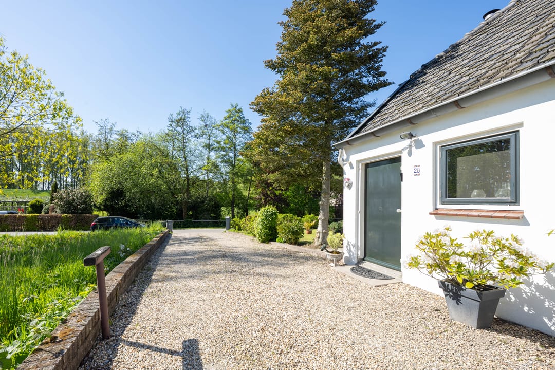 Charming detached home with near park-like garden near the Waal river in Dreumel — 71