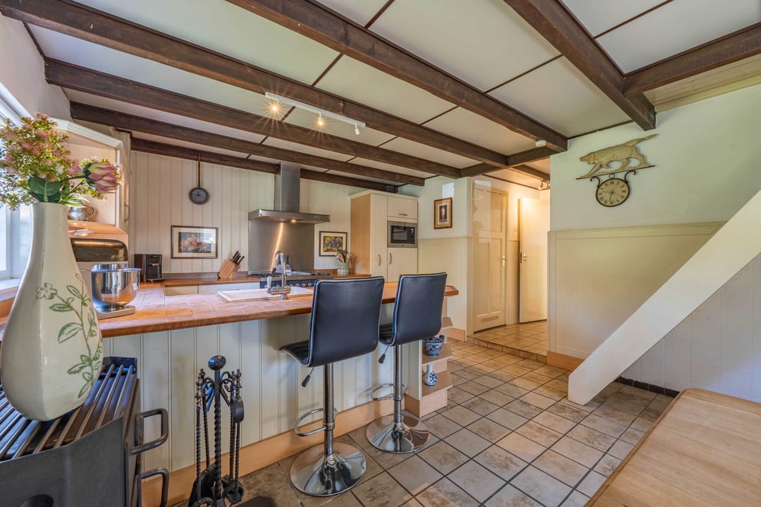 Charming detached home with near park-like garden near the Waal river in Dreumel — 22