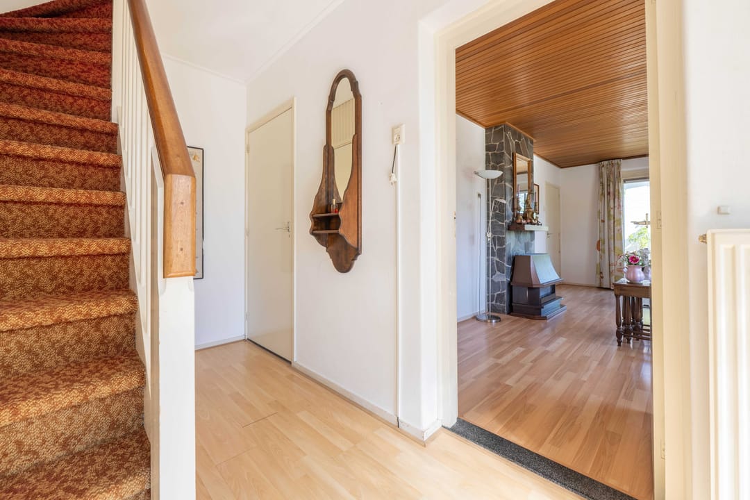 Charming detached home with near park-like garden near the Waal river in Dreumel — 38