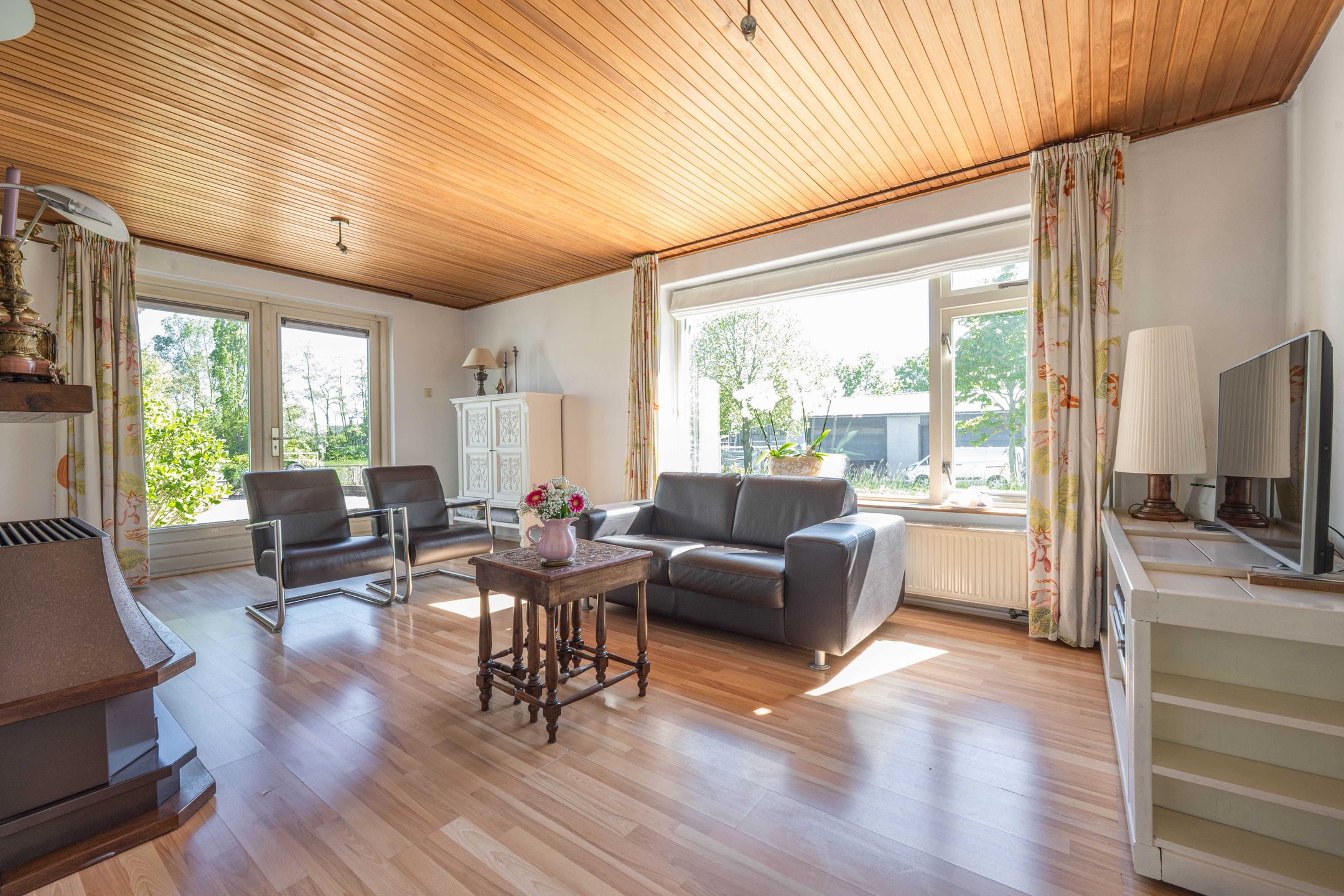 Charming detached home with near park-like garden near the Waal river in Dreumel — 33