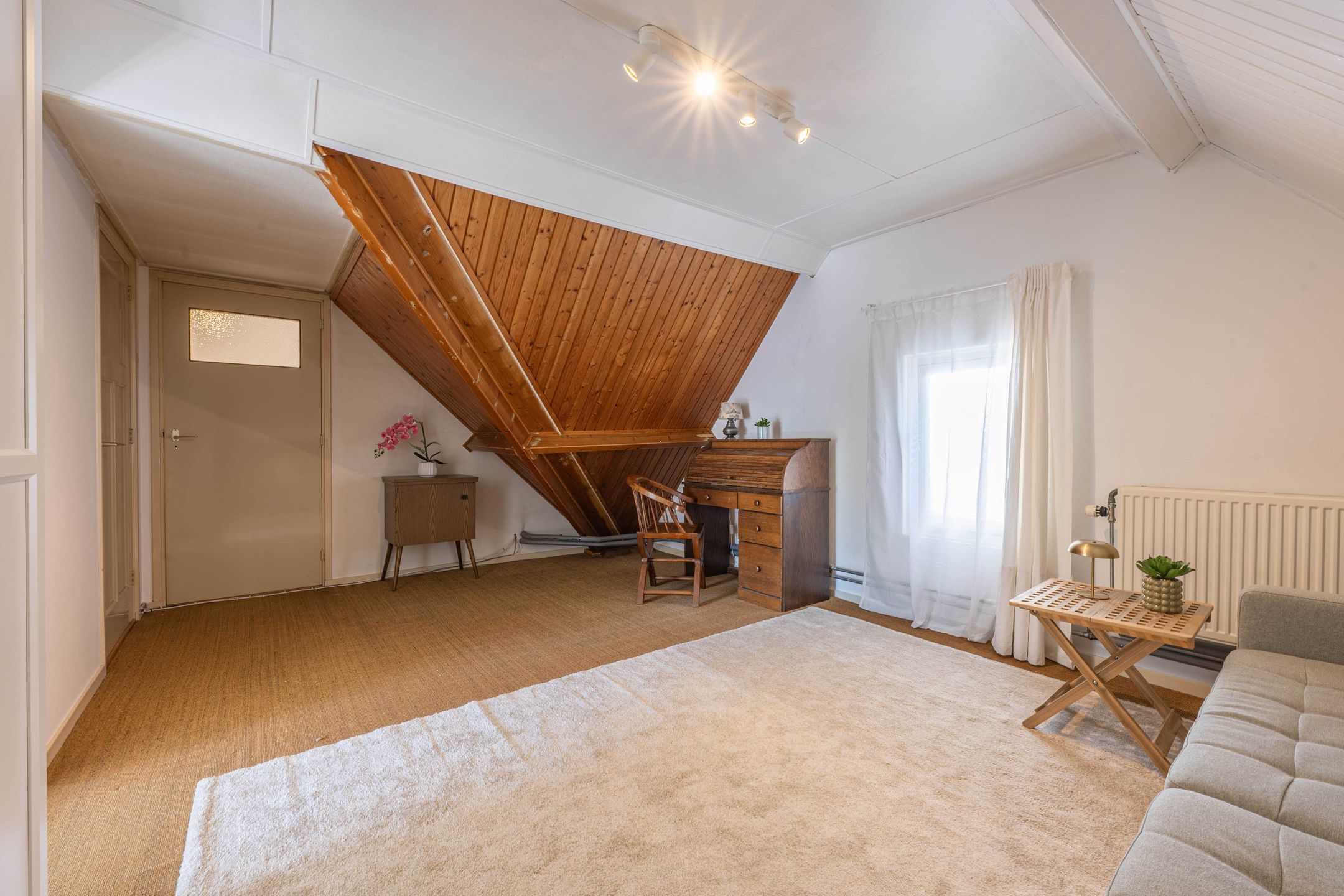 Charming detached home with near park-like garden near the Waal river in Dreumel — 42