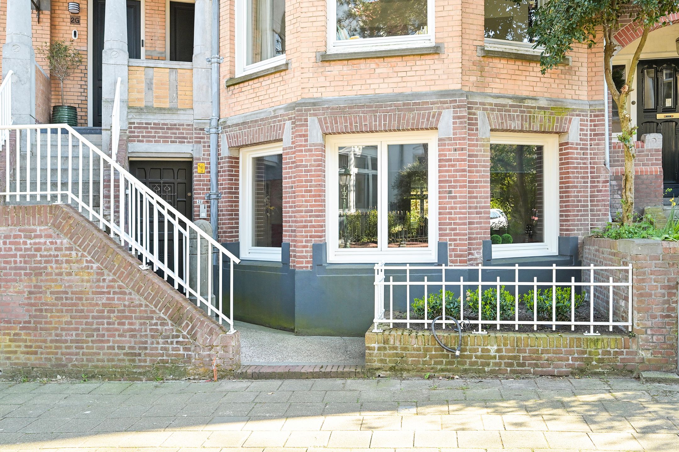 Foto 6 van Helmstraat 2-E