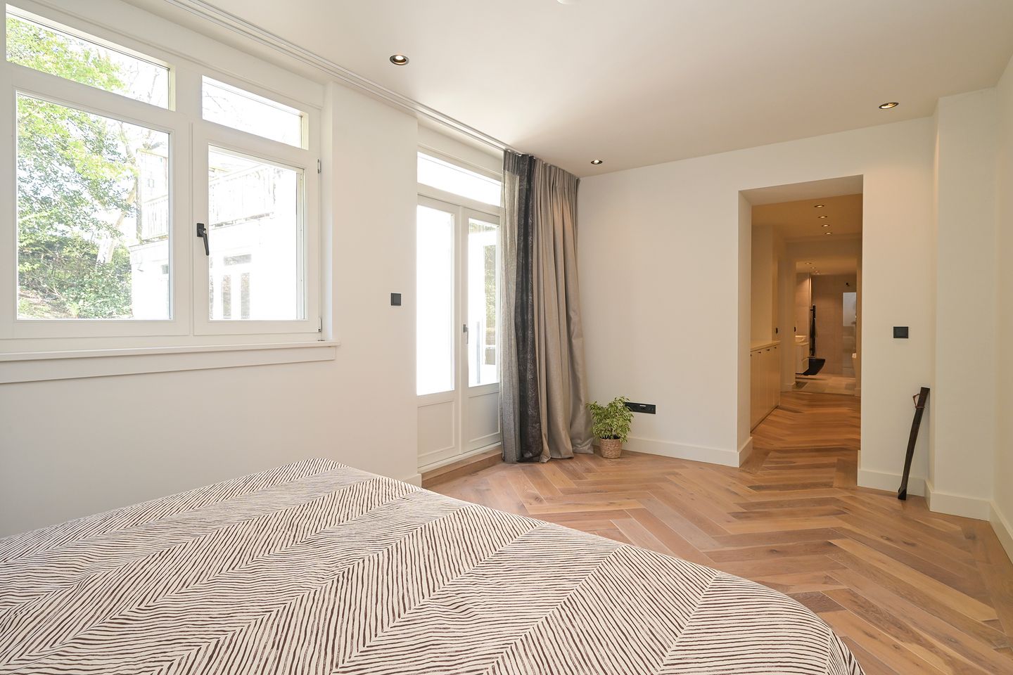 Foto 44 van Helmstraat 2-E