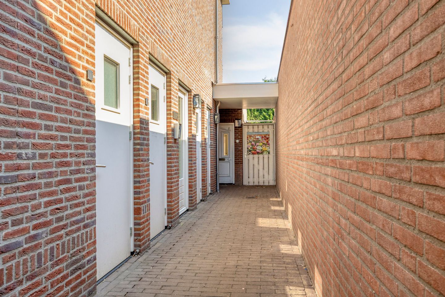 Photo 44 of Schutsboomstraat 13