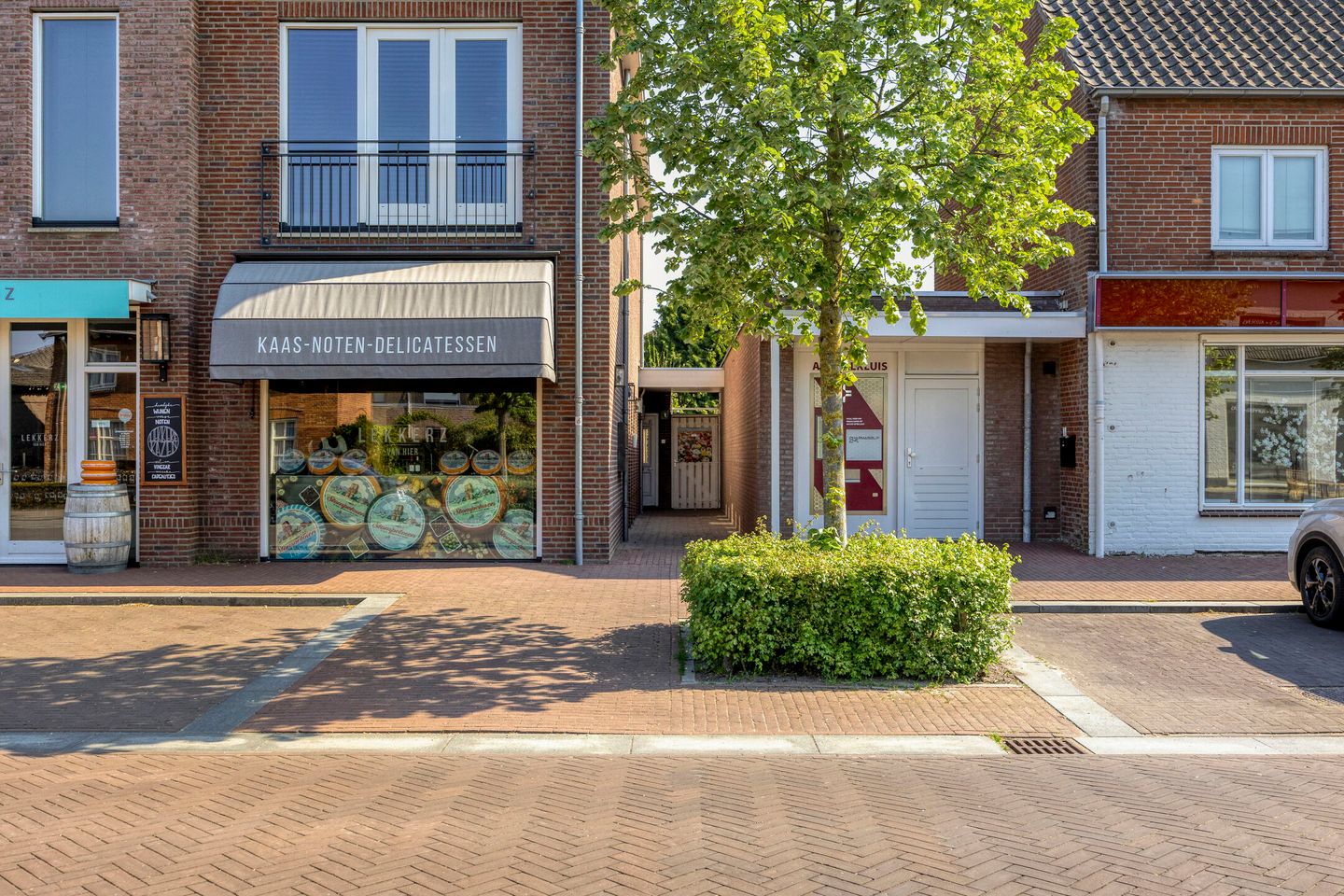 Photo 4 of Schutsboomstraat 13