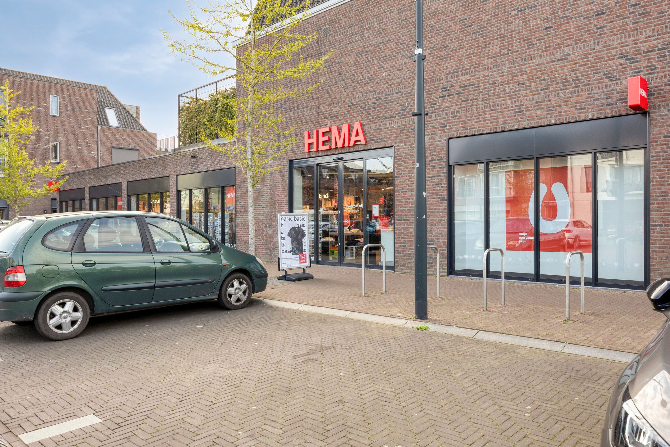 Photo 45 of Schutsboomstraat 13
