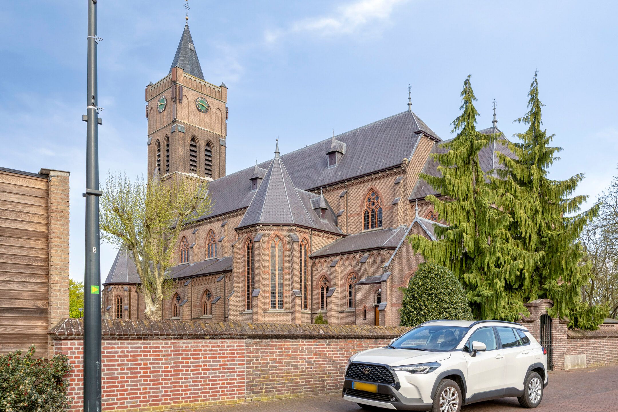 Photo 48 of Schutsboomstraat 13