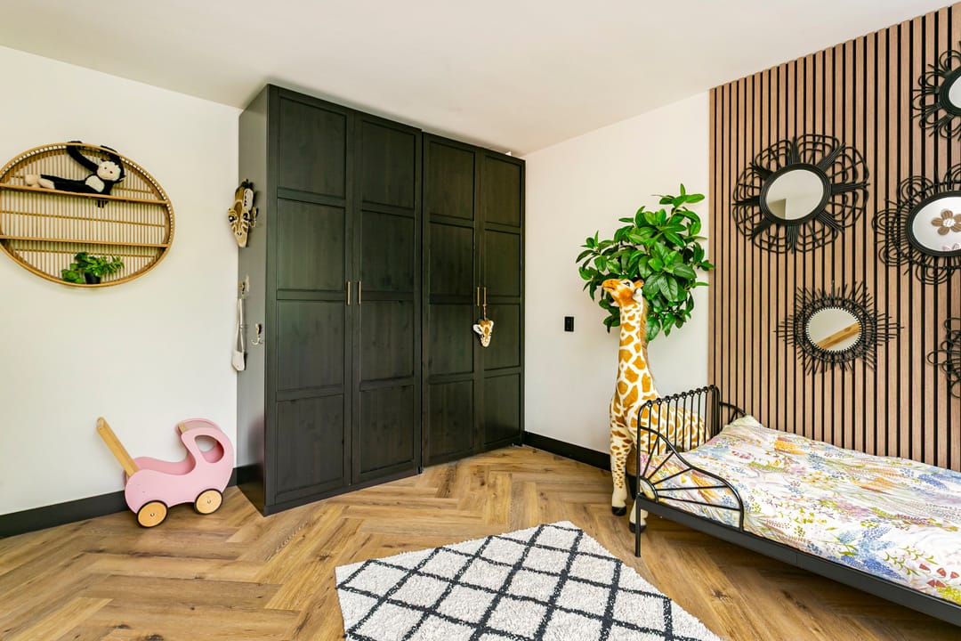 Sustainable Corner Home with 7 Rooms on Green Marelaan — 38