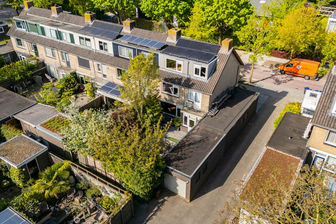 Sustainable Corner Home with 7 Rooms on Green Marelaan — 58