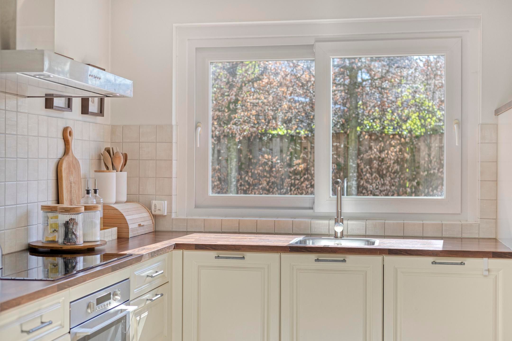 Turn-Key Semi-Detached Family Home in Sought-After Mierlo Location — 15