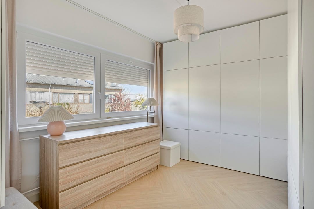 Turn-Key Semi-Detached Family Home in Sought-After Mierlo Location — 32