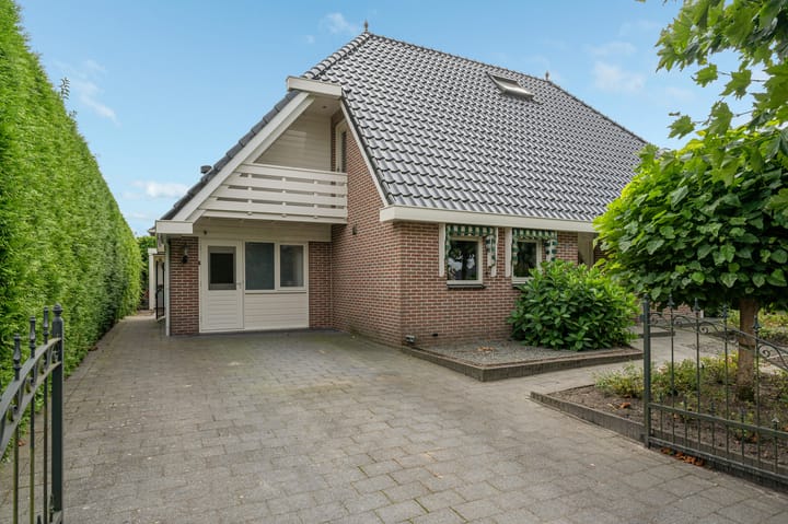 Vrijstaande woning te koop: Kloostergang 50, Winschoten