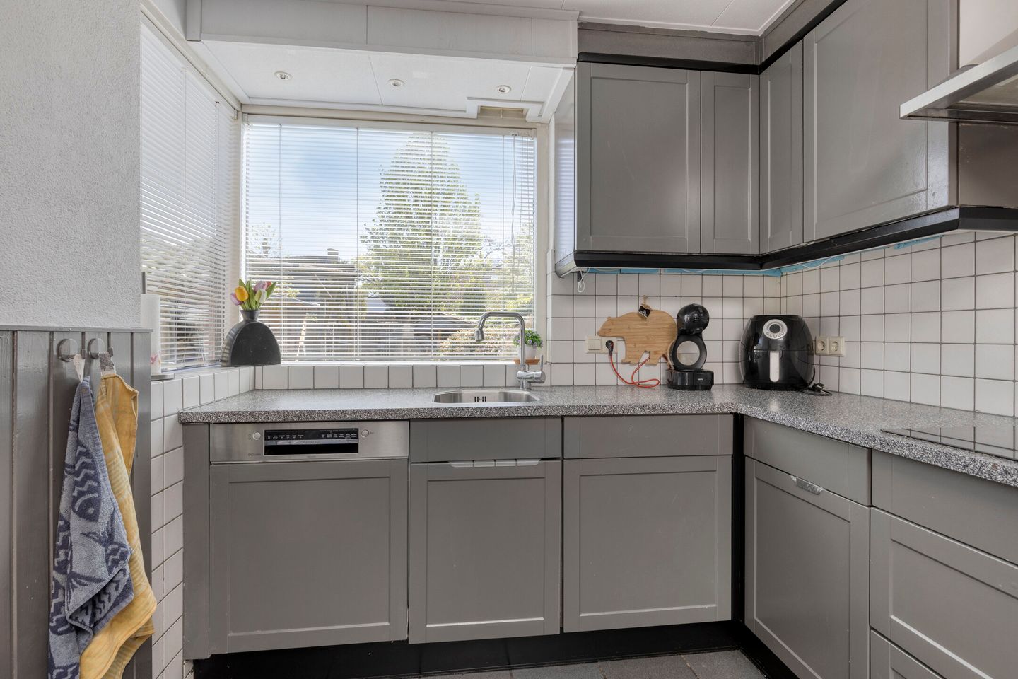 Photo 14 of Bergstraat 52