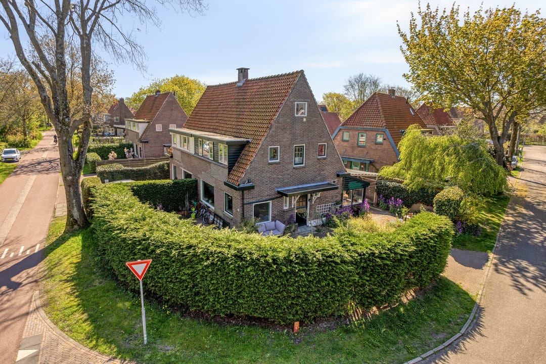 Photo 1 of Van Blaaderenweg 36