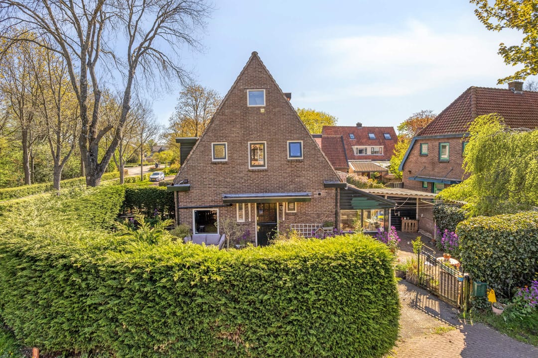 Photo 41 of Van Blaaderenweg 36