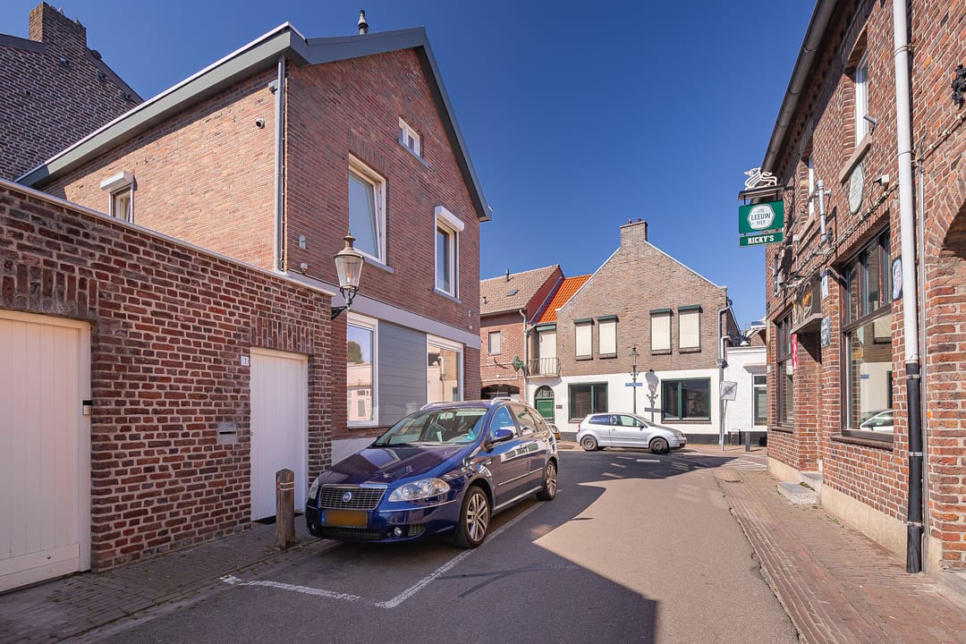 Photo 22 of Kruisstraat 1