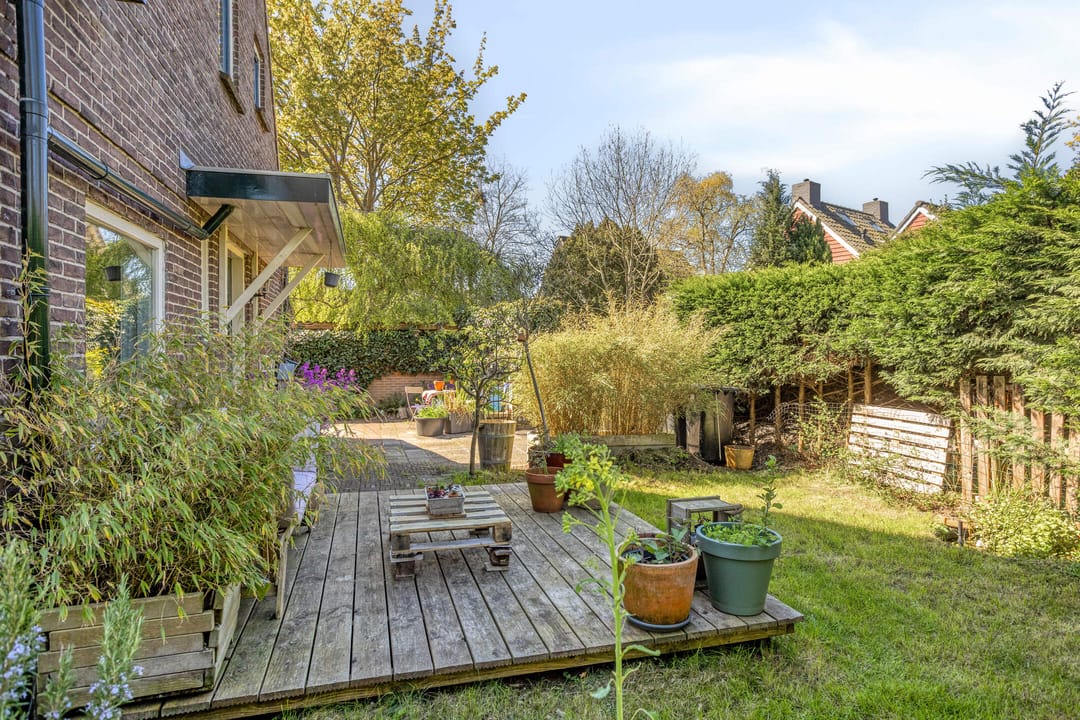 Photo 37 of Van Blaaderenweg 36