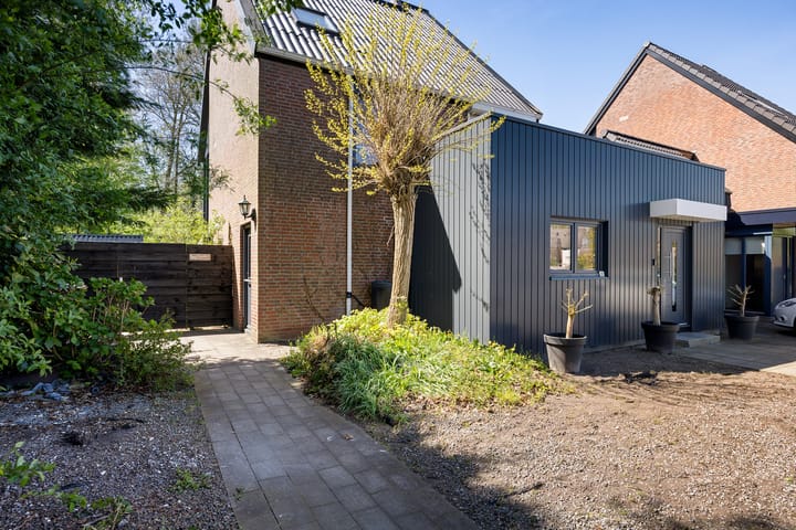 Foto 4 van Fam. Levitusstraat 1