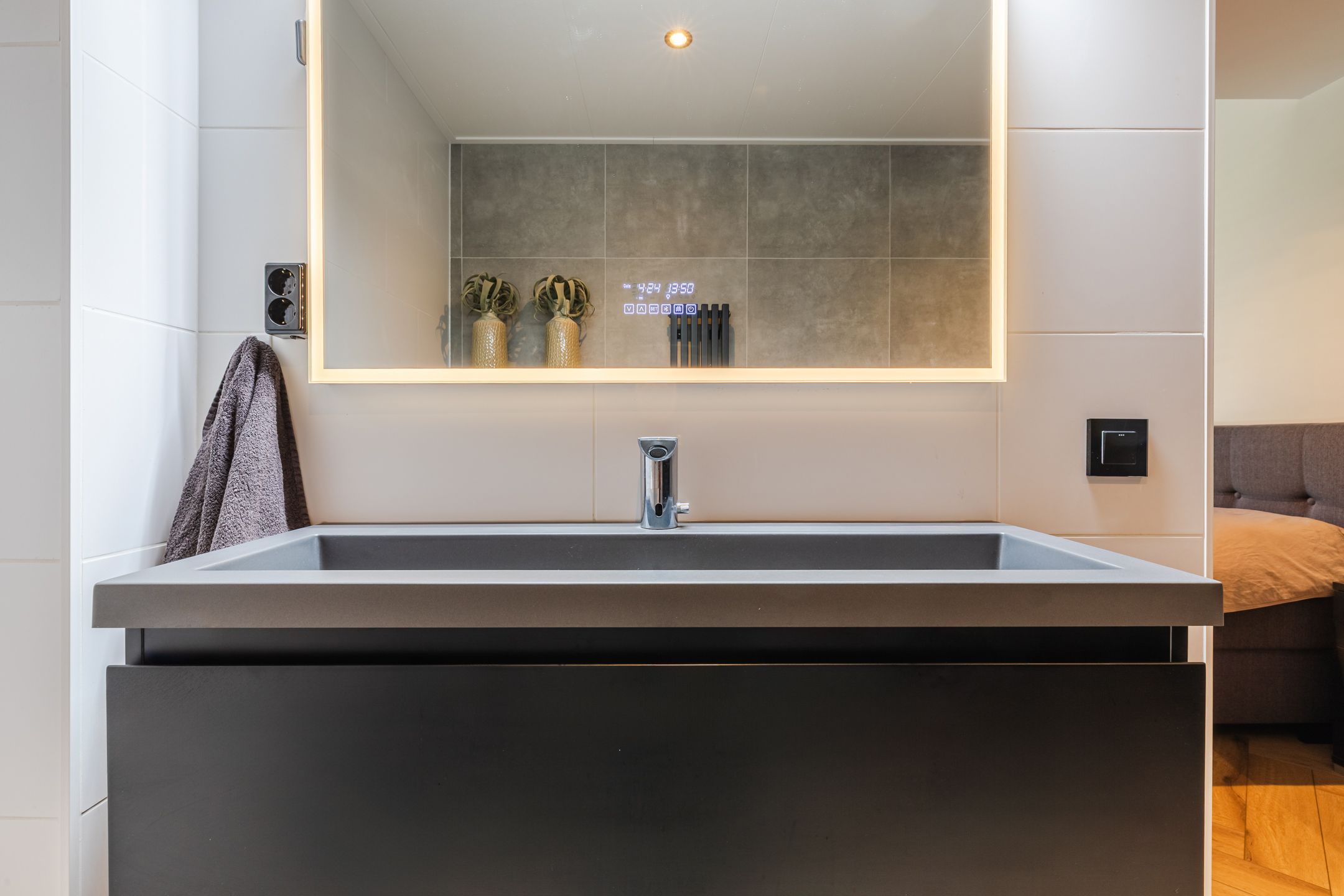 Ready-to-move-in semi-bungalow with energy label A near Eindhoven city center — 24