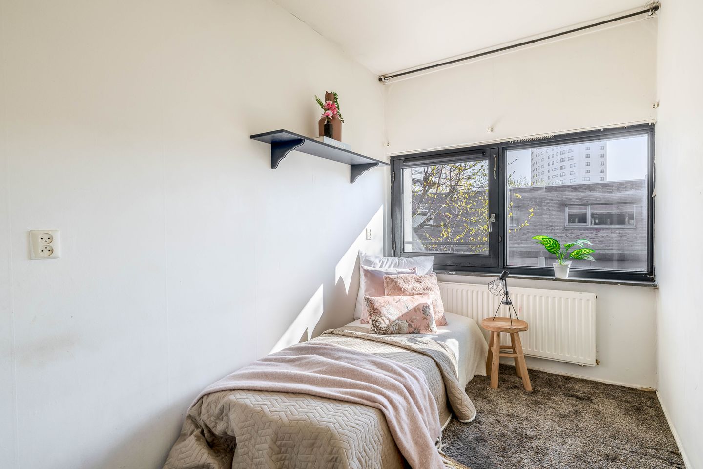 Photo 34 of Lau Mazirellaan 245