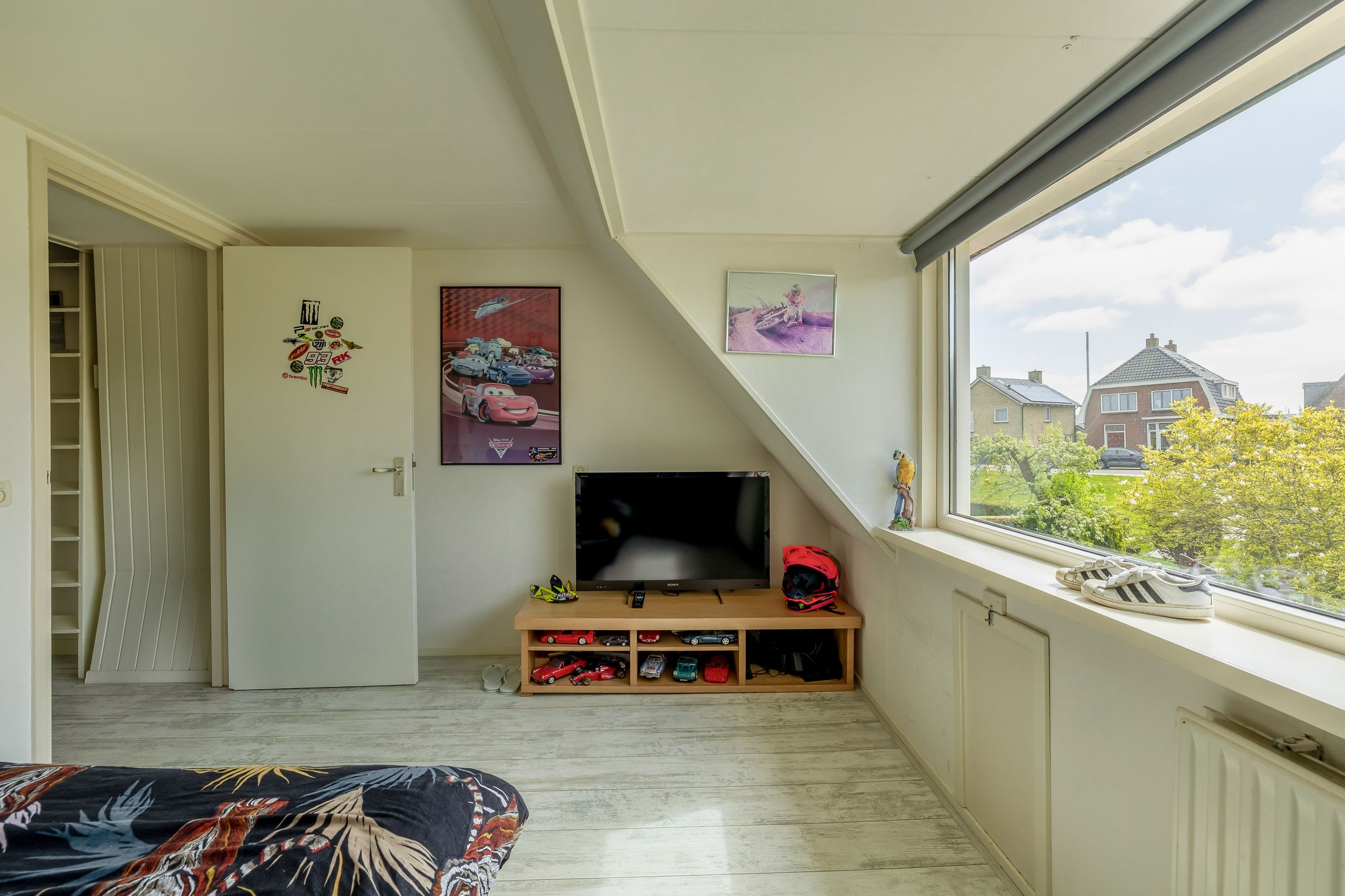 Photo 21 of Nieuwedijk 52
