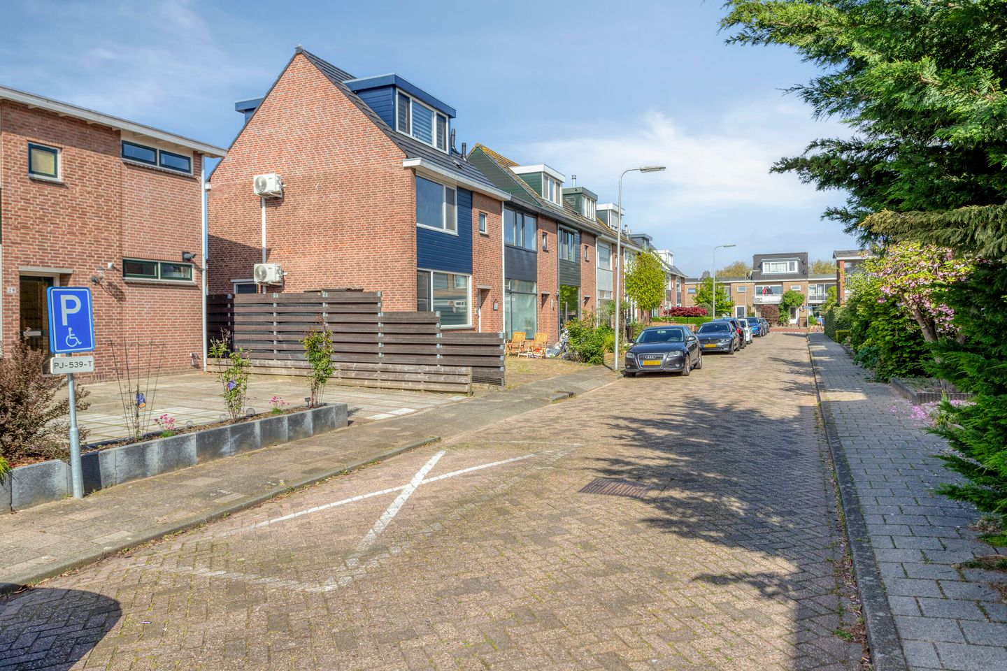 Photo 34 of Jan van de Cappellestraat 20