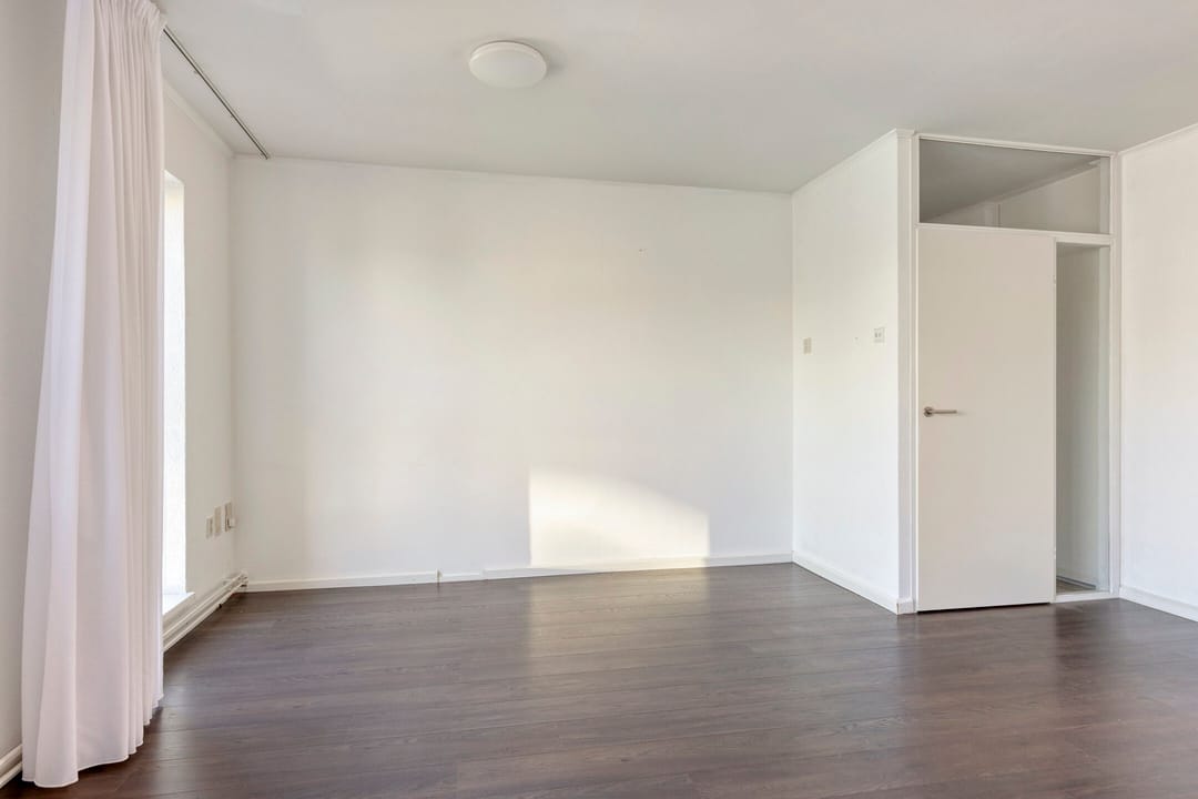 Photo 7 of Emmastraat 34