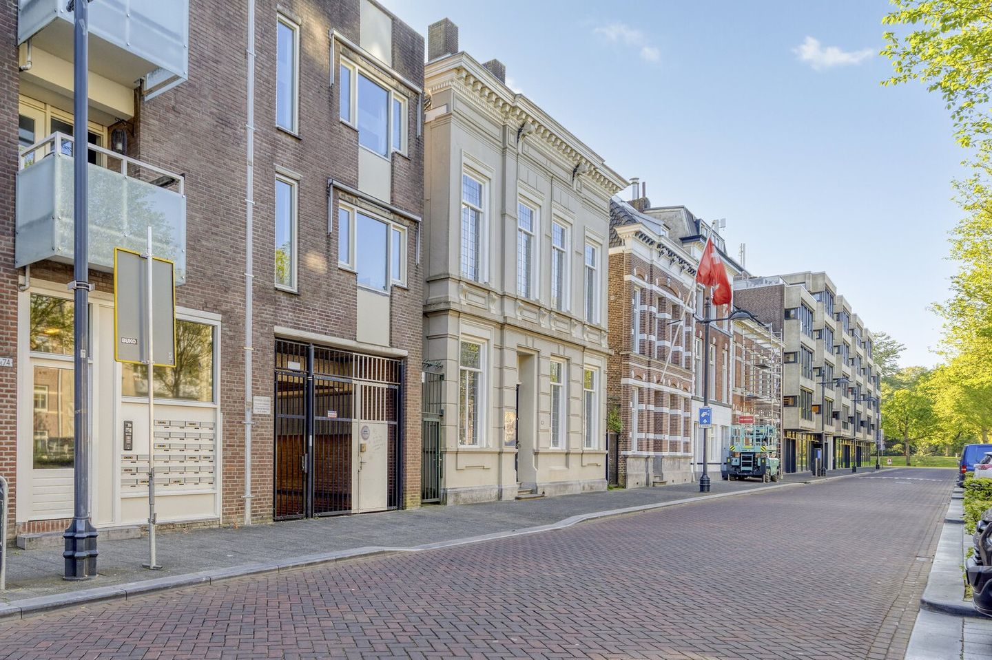 Photo 19 of Emmastraat 34
