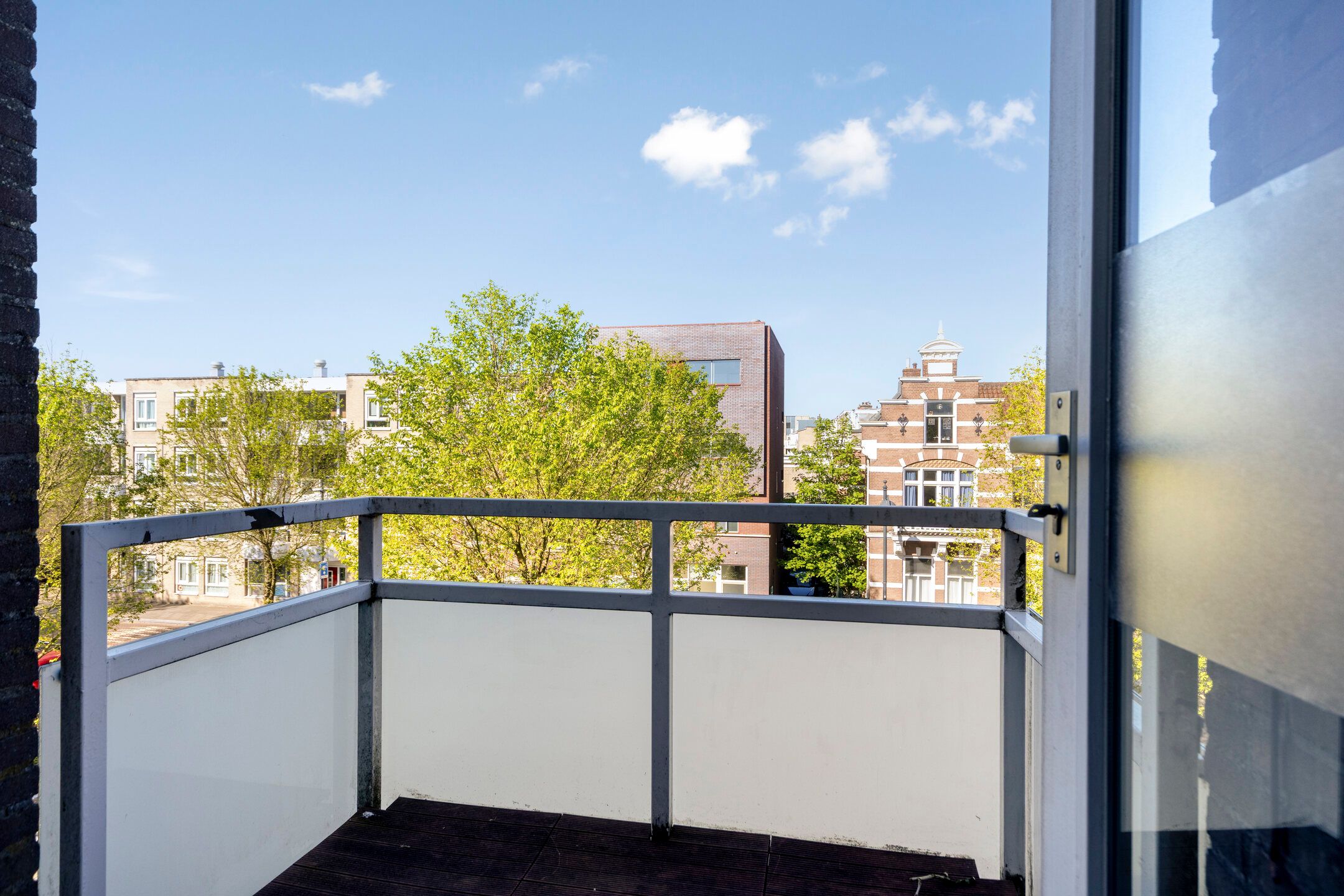 Photo 15 of Emmastraat 34