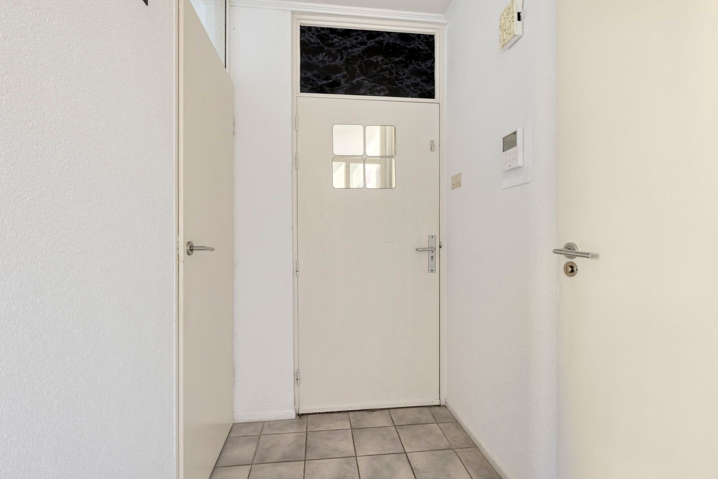 Photo 5 of Emmastraat 34