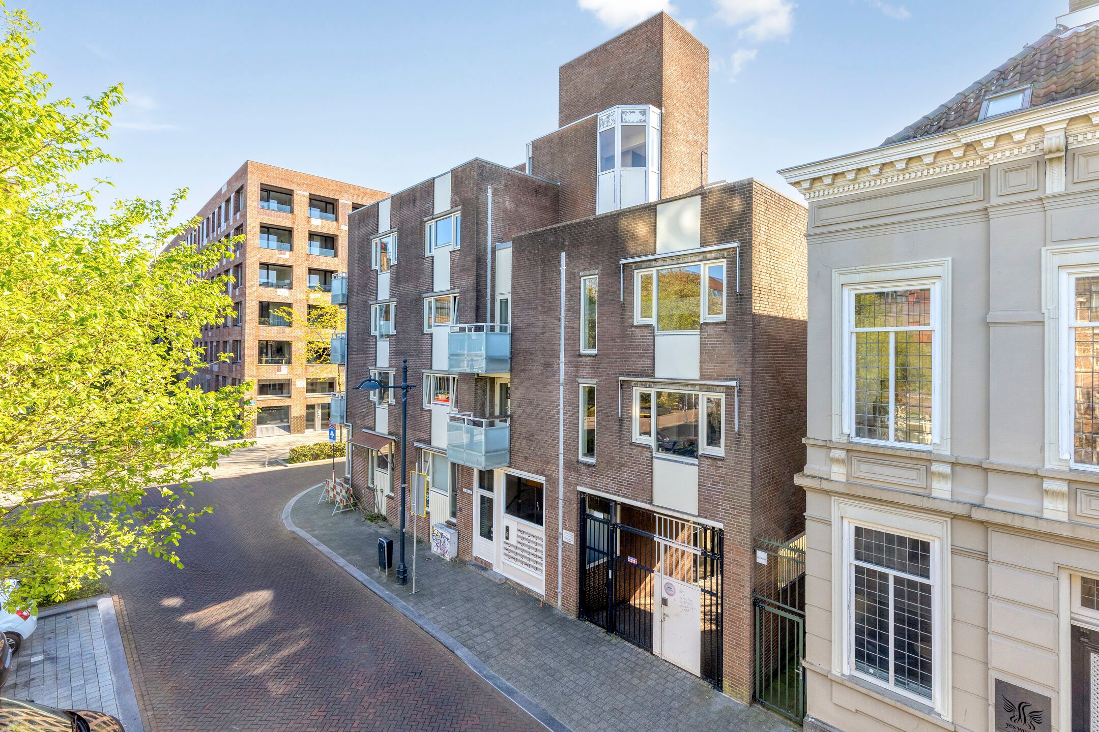Photo 18 of Emmastraat 34