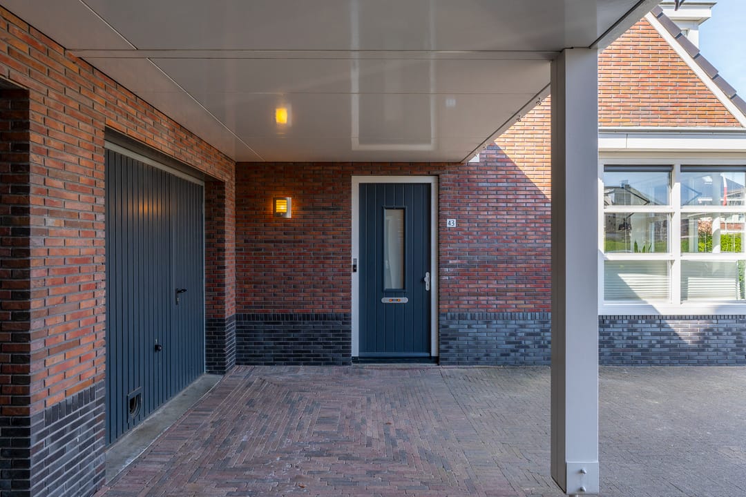 Photo 8 of Satijnvlinder 43
