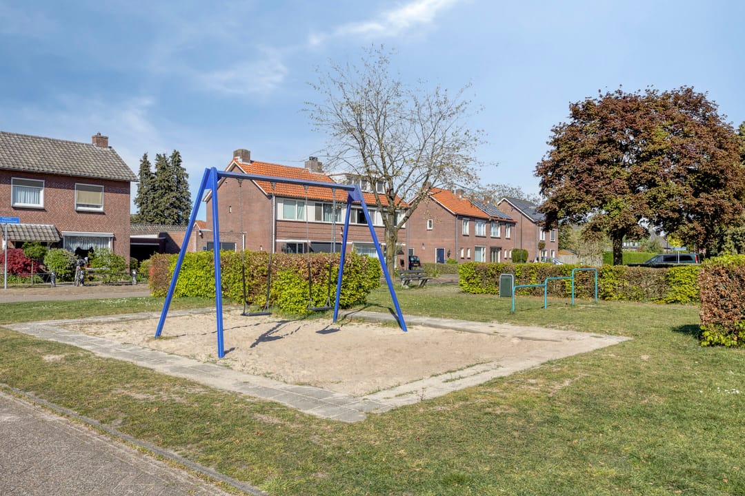 Photo 38 of Pastoor van den Boogaardstraat 45
