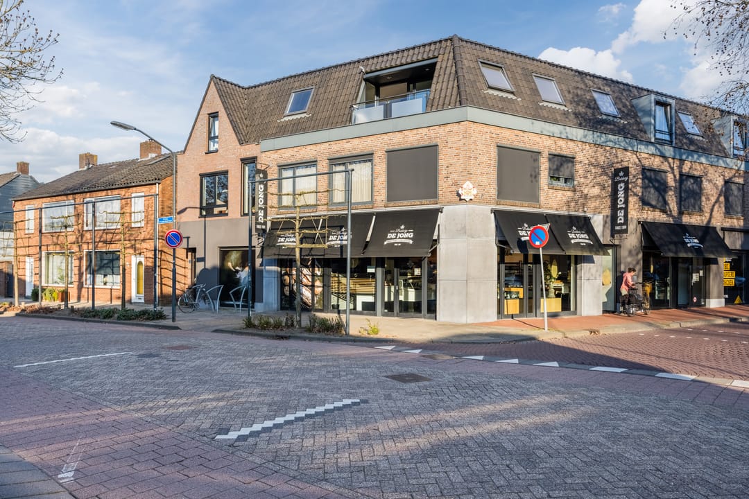 Spacious Monumental Townhouse in the Heart of Oosterhout Center — 77