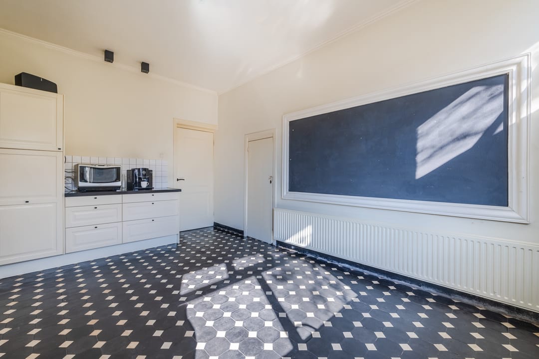 Spacious Monumental Townhouse in the Heart of Oosterhout Center — 16