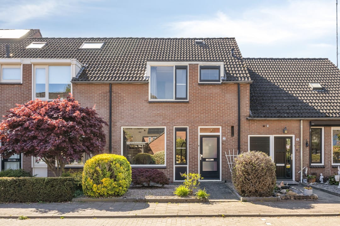 Foto 1 van Planetenstraat 39