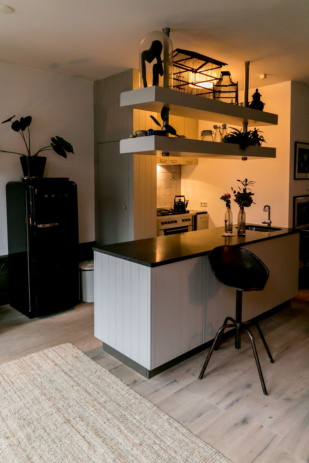 Stylish and Sunny Loft Apartment in Amsterdam's Frederik Hendrikbuurt — 28